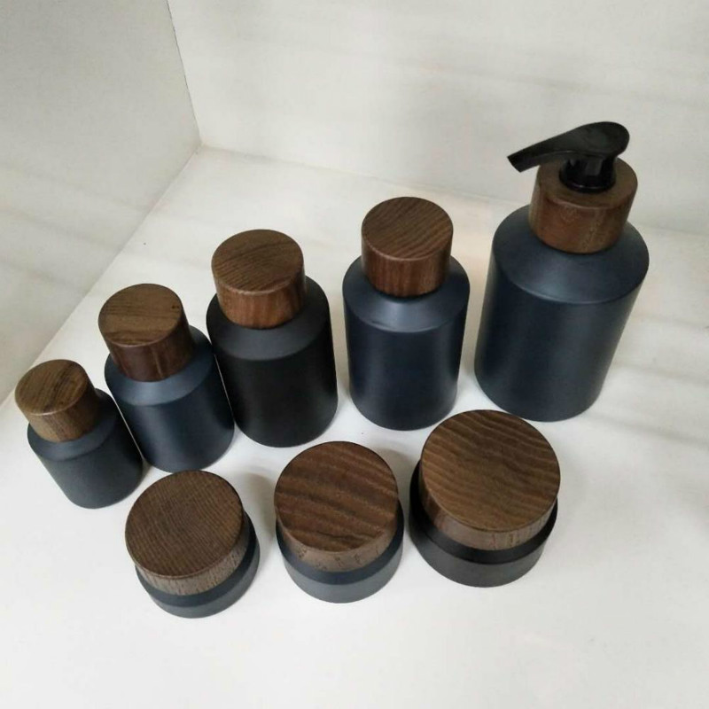 ขวดแก้วสีดำด้านขนาด 120 มล. จำ - Luxury Skincare Bottles บทวิจารณ์และราคา